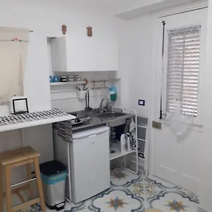 Oneto , Palermo Italia