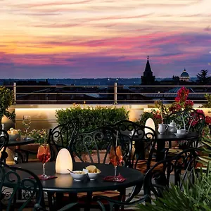 Marcella Royal - Rooftop Garden Roma